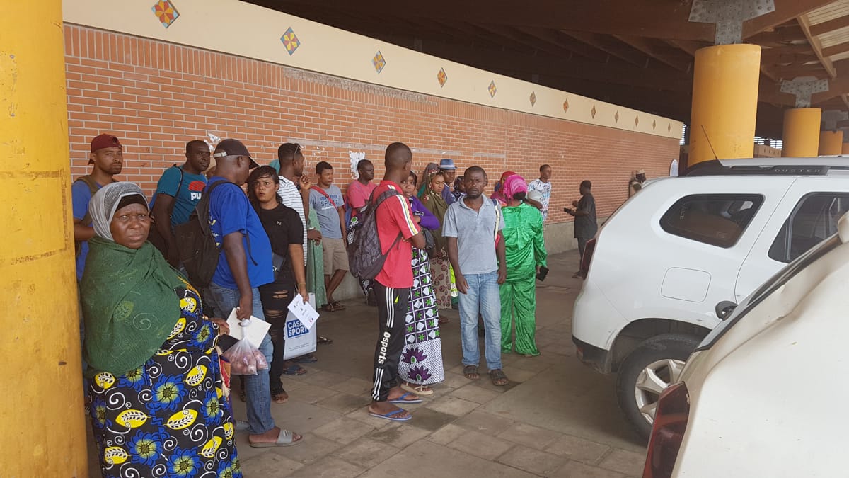 Police conduct checks at Mamoudzou market searching for illegal immigrants (David Brewster)