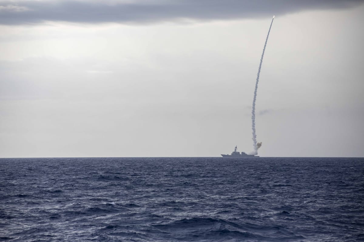 A live-fire exercise in the Philippine Sea by USS Howard (Jamaal Liddell/US Navy)