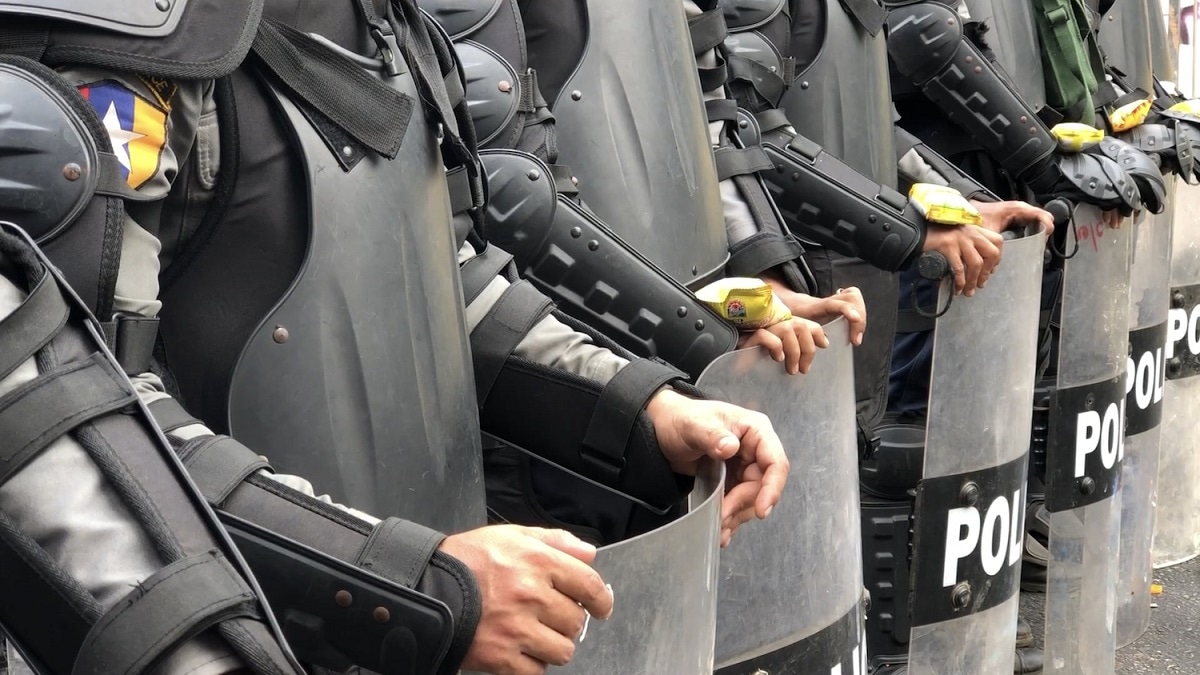 Myanmar police 2021