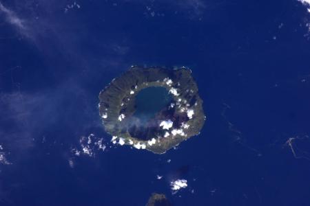 Pacific links: Peter O’Neill speaks, a new volcanic island, media bans