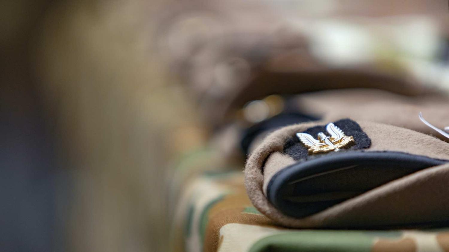 Sandy berets of the Special Air Service Regiment (Department of Defence)
