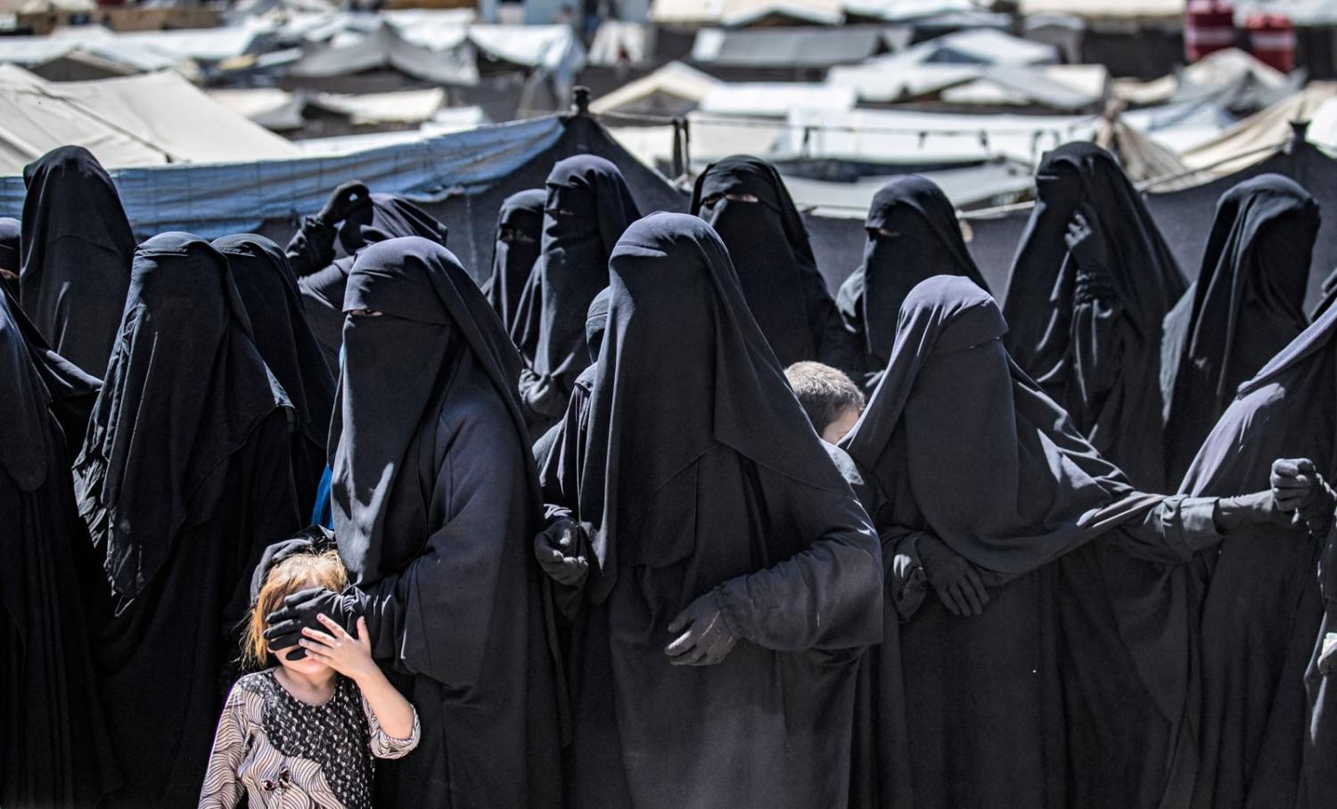 The Kurdish-run al-Hol camp, which holds relatives of suspected Islamic State group fighters, in Syria's northeastern Hasakeh governorate, August 2021 (Delil Souleiman/AFP via Getty Images)