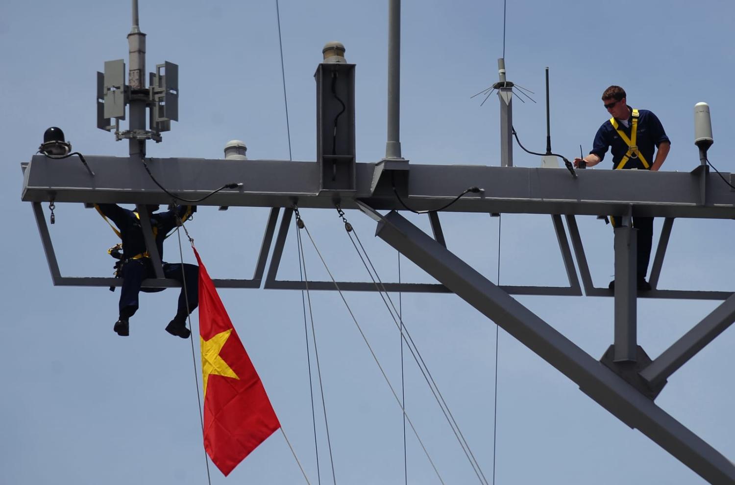 The United States should eschew a democracy-versus-autocracy narrative to avoid alienating security partners that don’t share its liberal ideology (Hoang Dinh Nam/AFP via Getty Images)