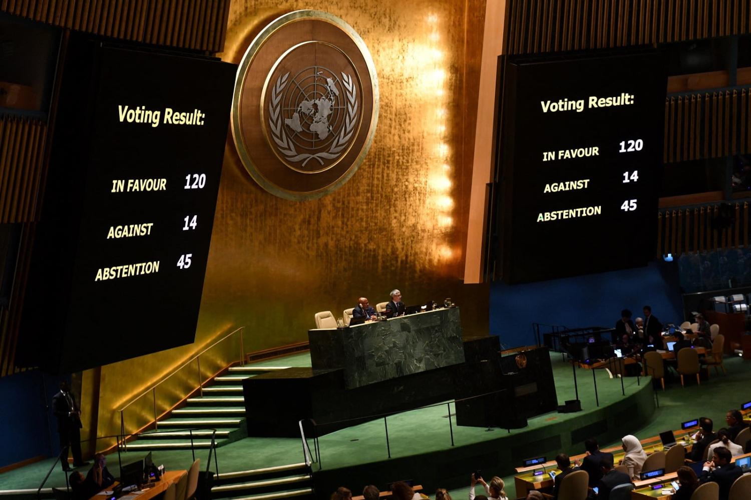 The UN General Assembly votes for an "immediate humanitarian truce" in Gaza, 27 October 2023 (Andrea Renault/AFP via Getty Images)
