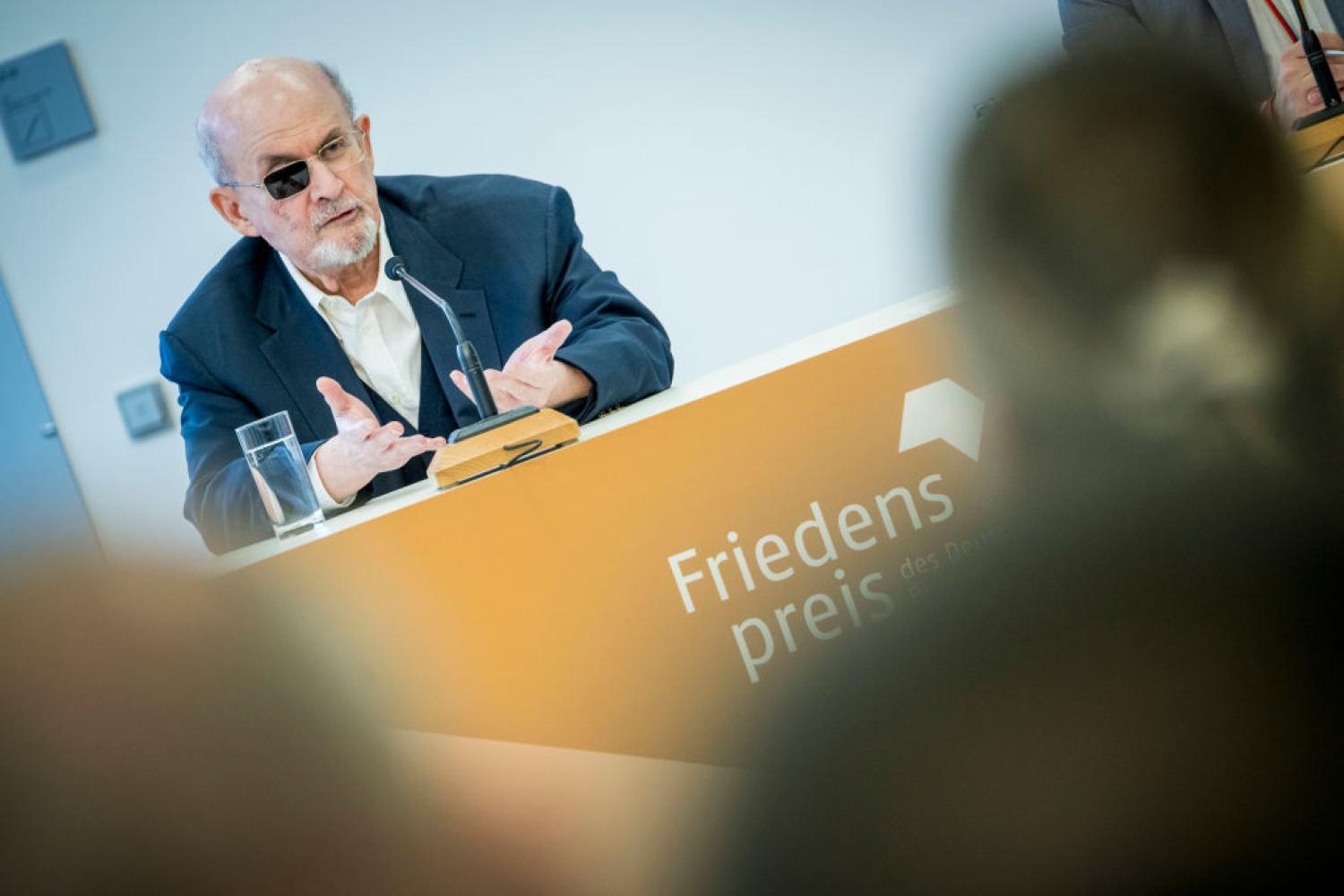 Salman Rushdie, who received the 2023 Peace Prize of the German Book Trade Association, speaks at the 2023 Frankfurt Book Fair on October 20, 2023 (Getty/Adania Shibli)