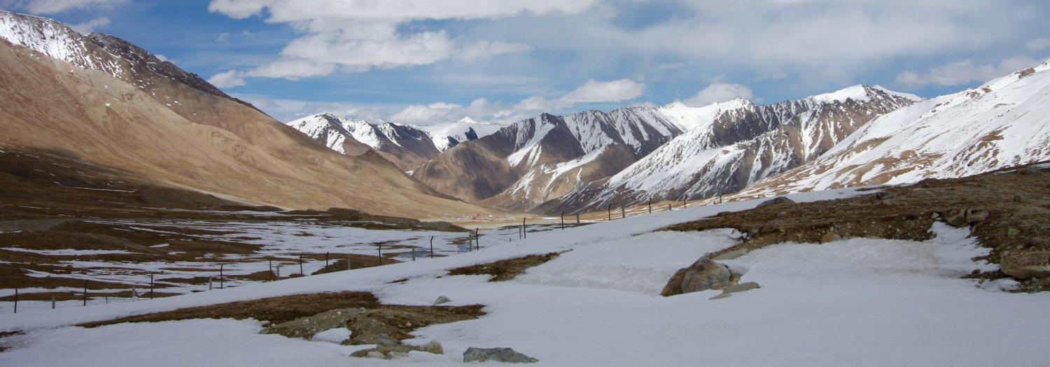 Near Khunjerab Pass, on the China-Pakistan border, 2016 (Photo: Johannes Zielcke/Flickr)