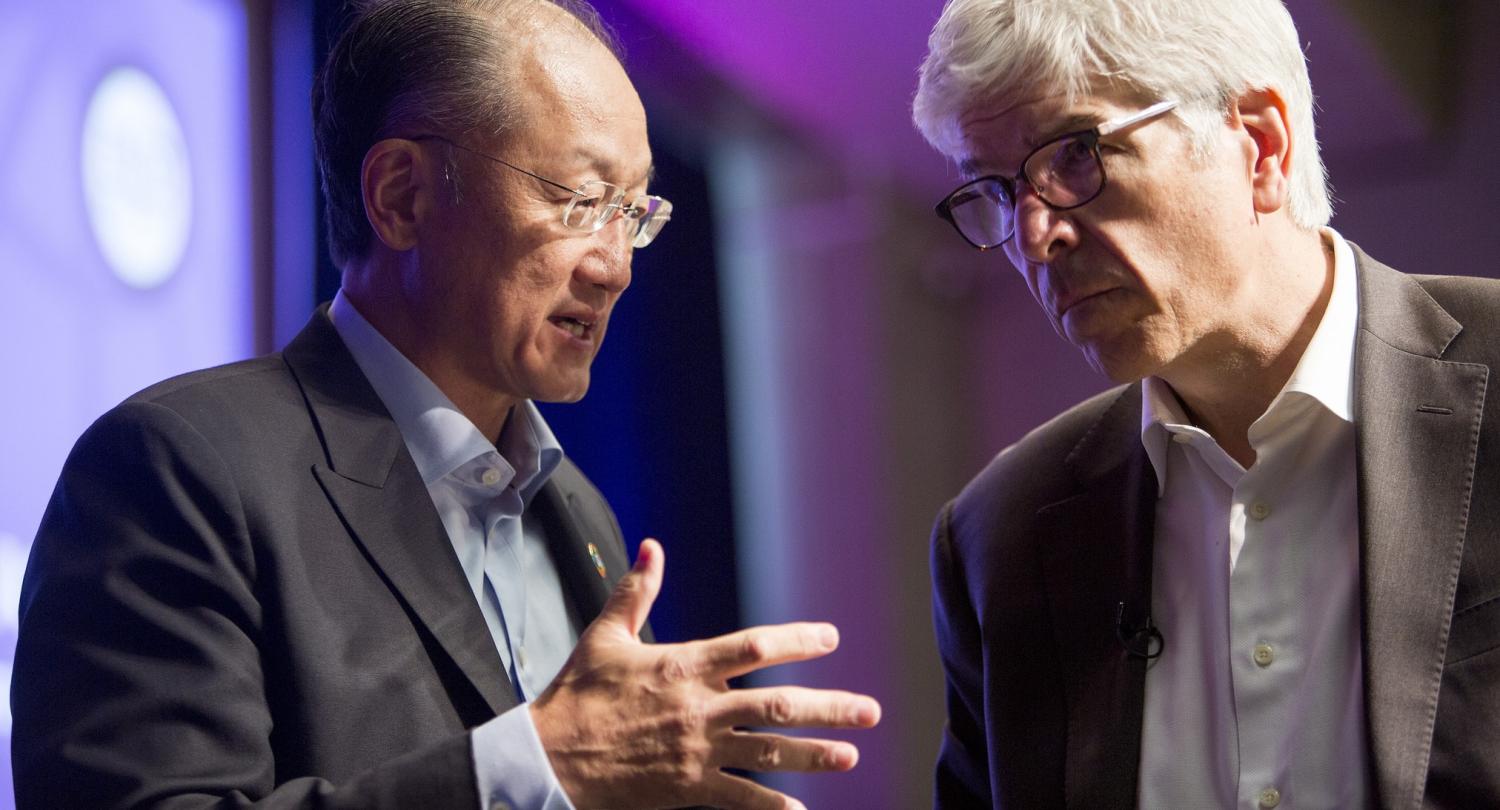 World Bank chief Kim Yong Jim and Paul Romer in October 2016 (Photo: World Bank/Flickr)