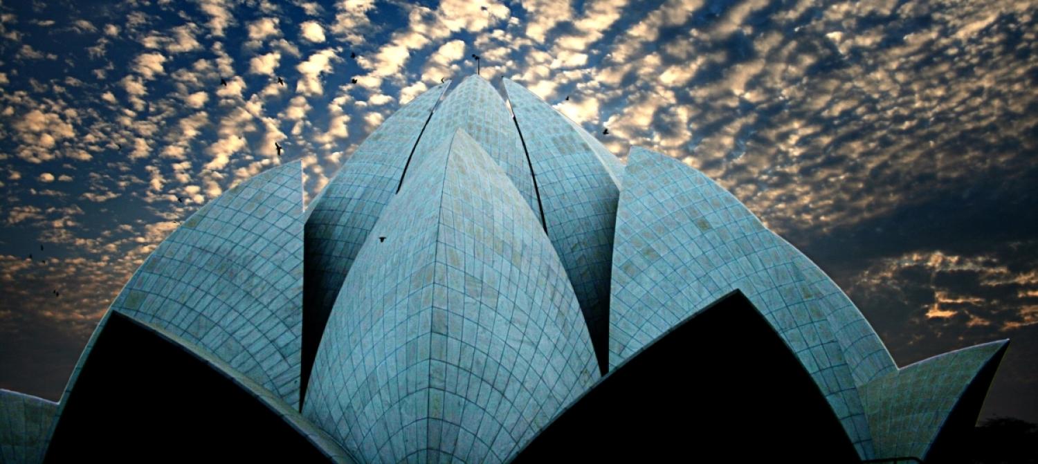 Lotus Temple, Delhi (Photo: Adib Roy/Flickr)