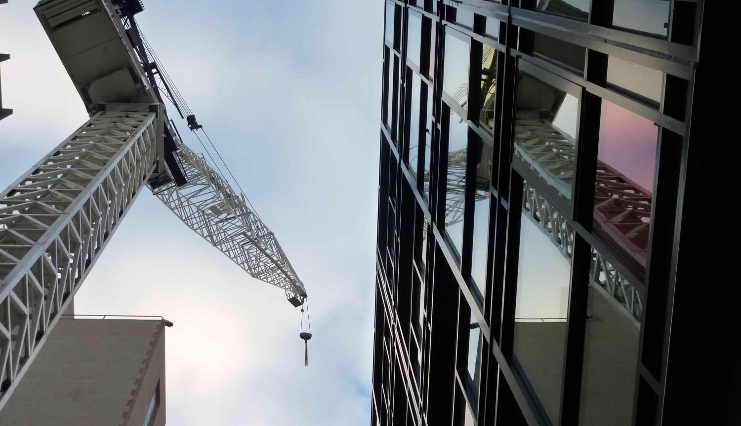 Melbourne construction (Photo: simone.brunozzi/Flickr)