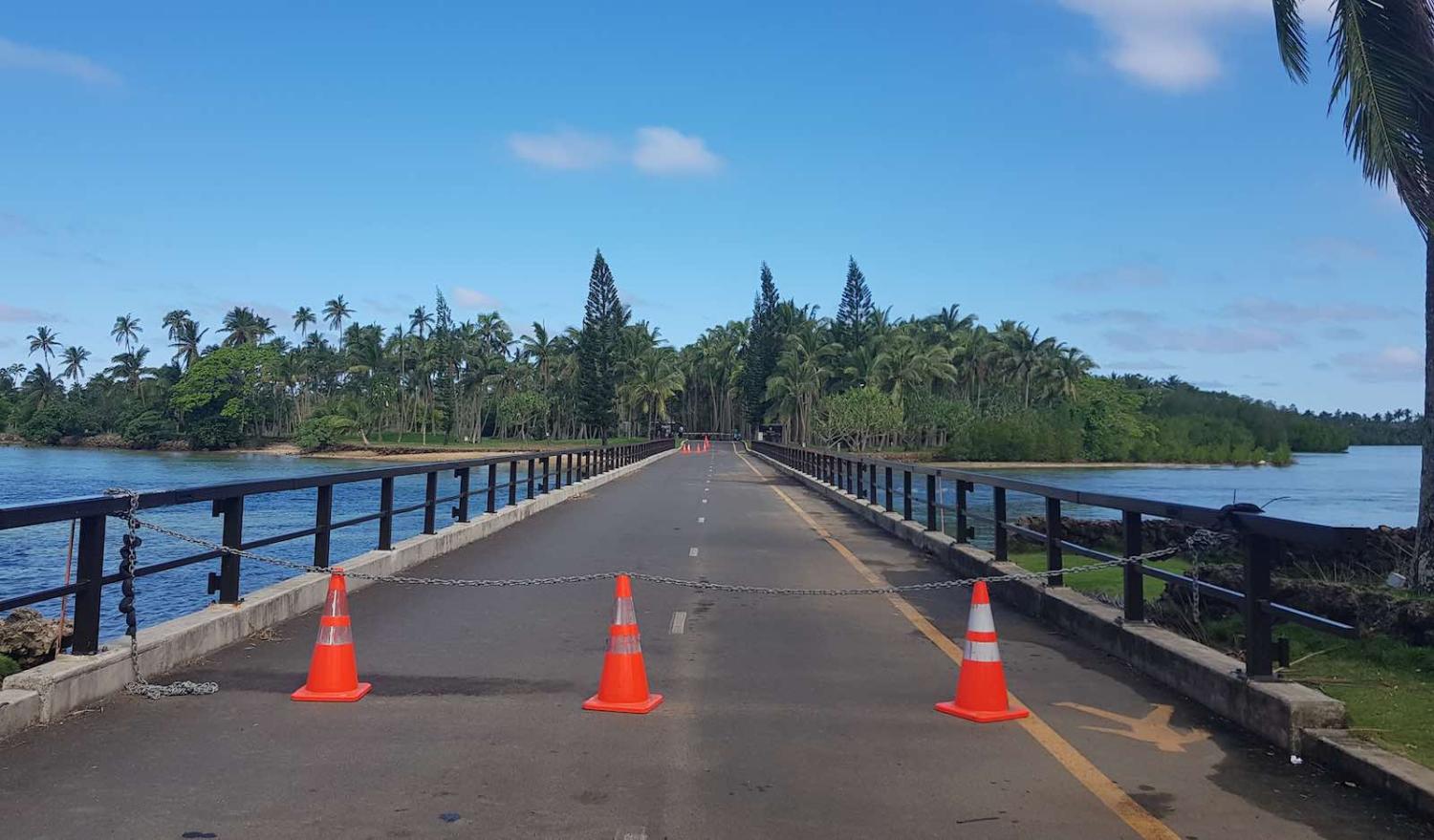 Hotel is closed, Fiji – one of Suva’s biggest resorts shuttered by the pandemic in May (Elena Gerasimova/ILO)