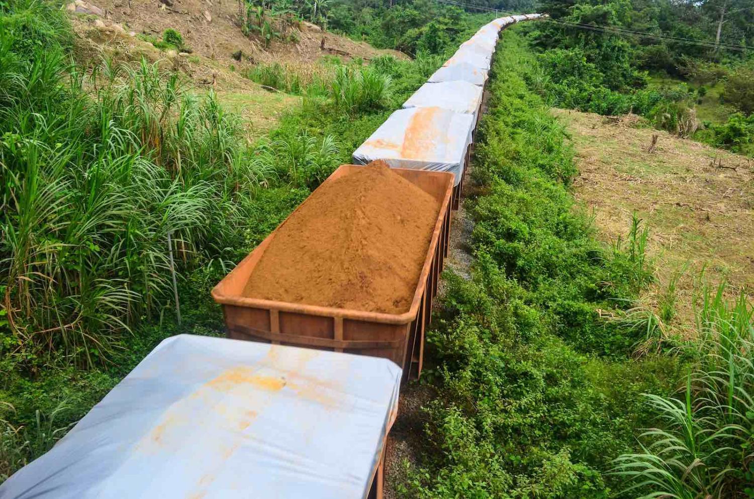 An iron ore train in Liberia (jbdodane/Flickr)