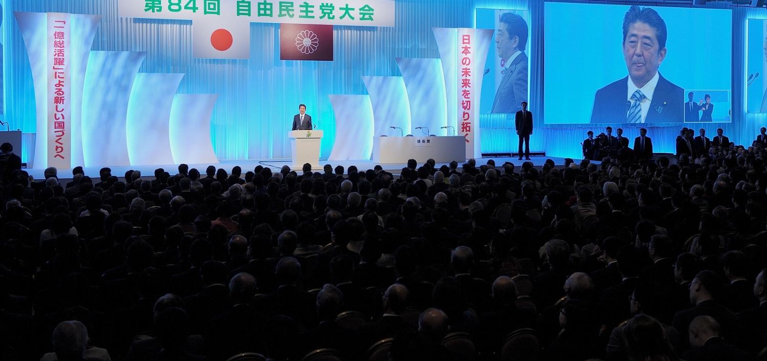 Japanese PM Shinzo Abe speaking at the Liberal Democratic Party's convention in March (Photo: David Mareuil/Getty Images)