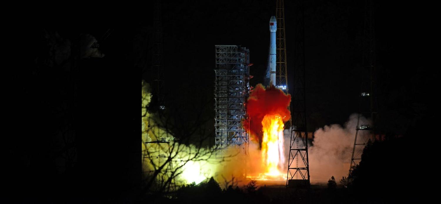 Long March-3B rocket carrying the Chang'e 4 lunar probe blasts off from the Xichang Satellite Launch Center on 8 December 2018 in Xichang, China (Photo: VCG via Getty)