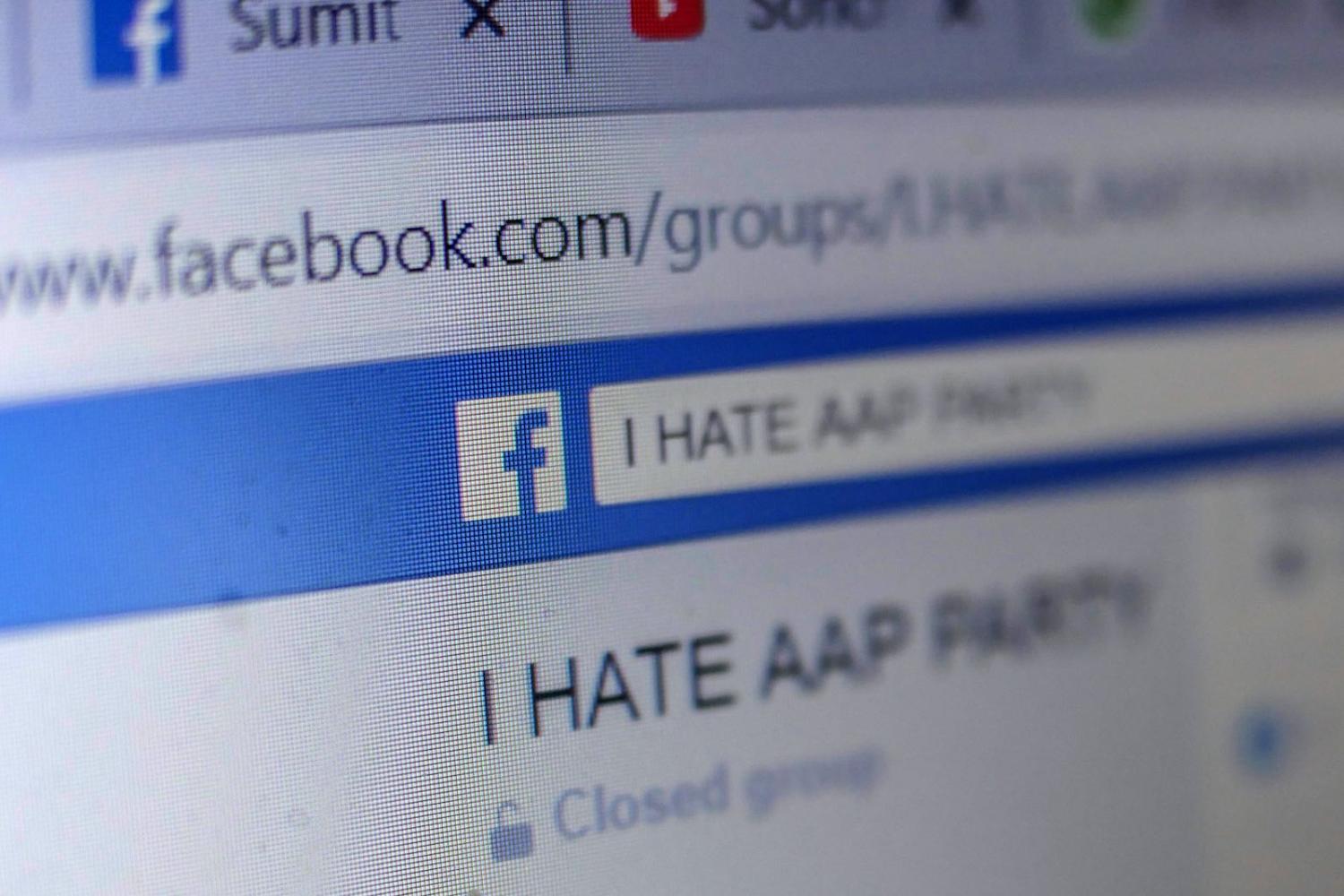 Factcheckers have their work cut out (Photo: Dhiraj Singh via Getty)