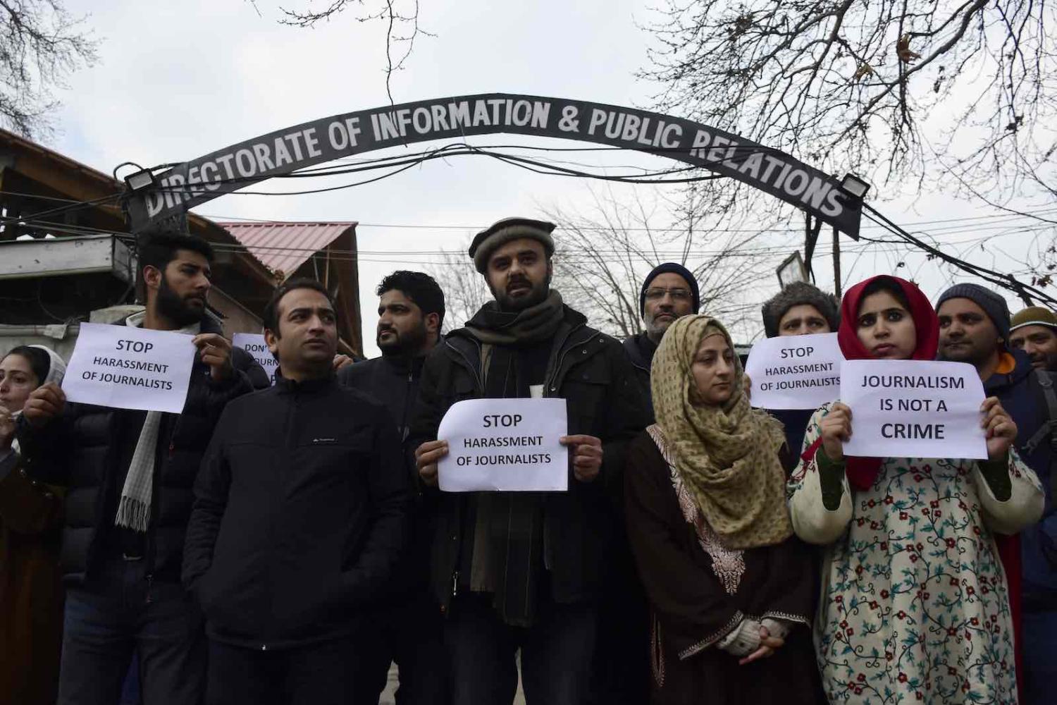 Kashmiri journalists protest in Srinagar, Indian Administered Kashmir, on 18 December 2019, the day after journalists covering a student protest were beaten by security forces (Photo: Muzamil Mattoo/NurPhoto via Getty Images)