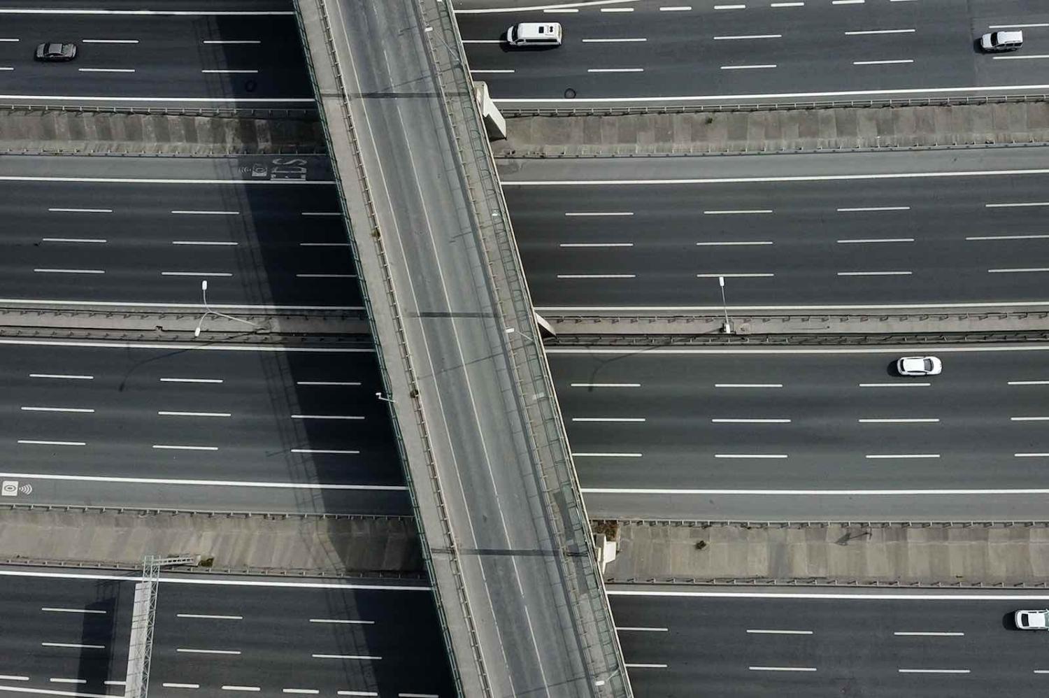 Which direction? (Ozan Kose/AFP via Getty Images)