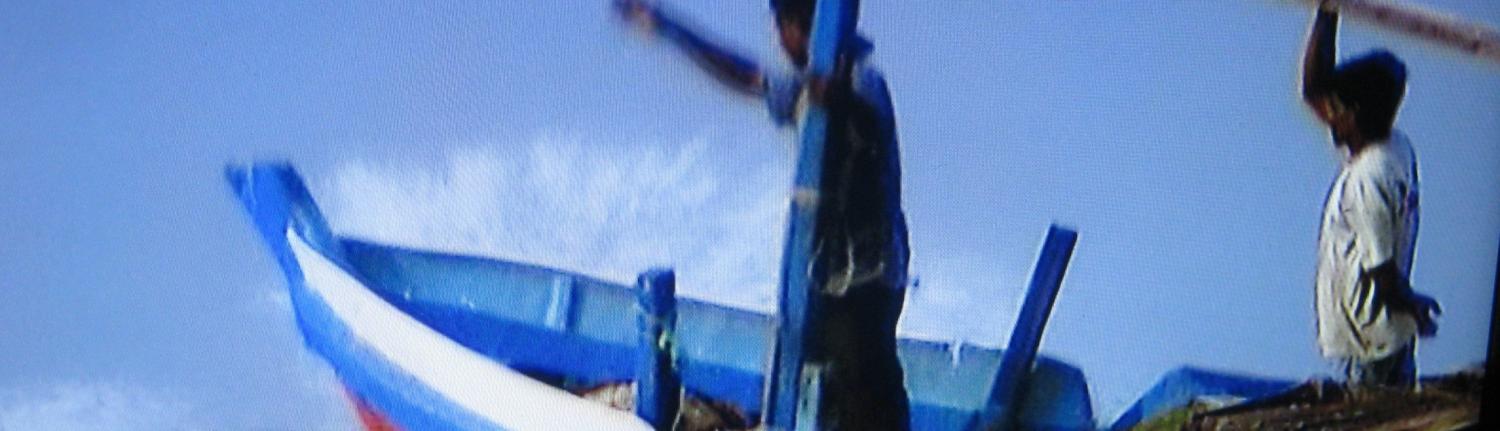 Sri Lankan asylum seekers en route to Australia (Photo: Flickr/RobyGoes)