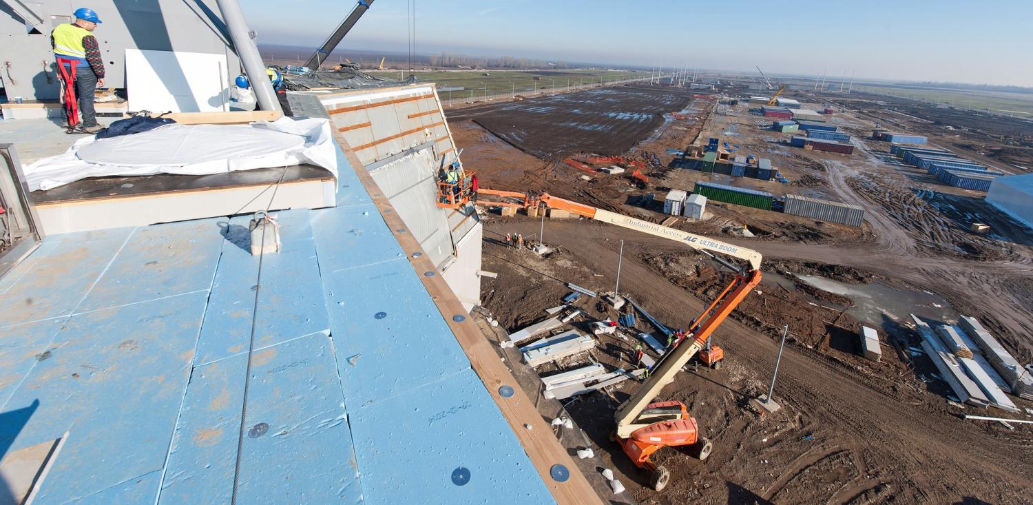The Aegis Ashore facility nears completion in Romania, January 2015. (Flickr/US Army Corps of Engineers.)